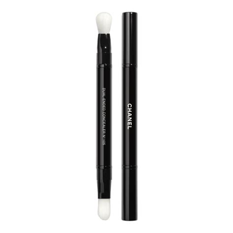 chanel retractable dual tip concealer brush|PINCEAU DUO CORRECTEUR RÉTRACTABLE N°105 Dual .